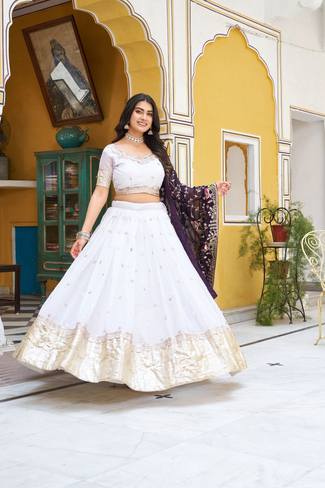 Ivory Gold Royal Crunchi Embroidered Lehenga