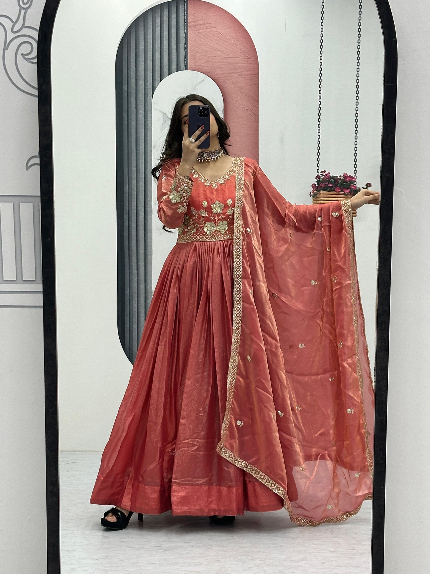 Velora Royale Gown Set