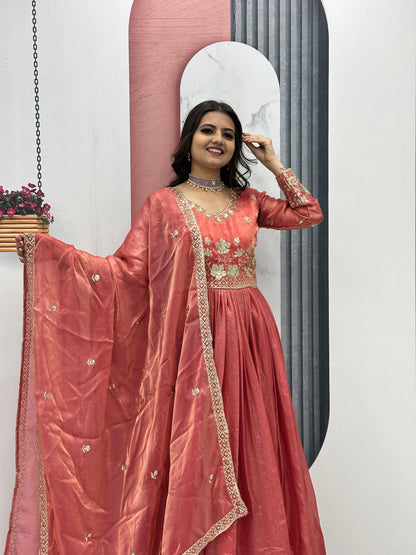 Velora Royale Gown Set