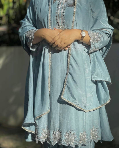 PREMIUM CHINON SILK KURTI–PANT SET