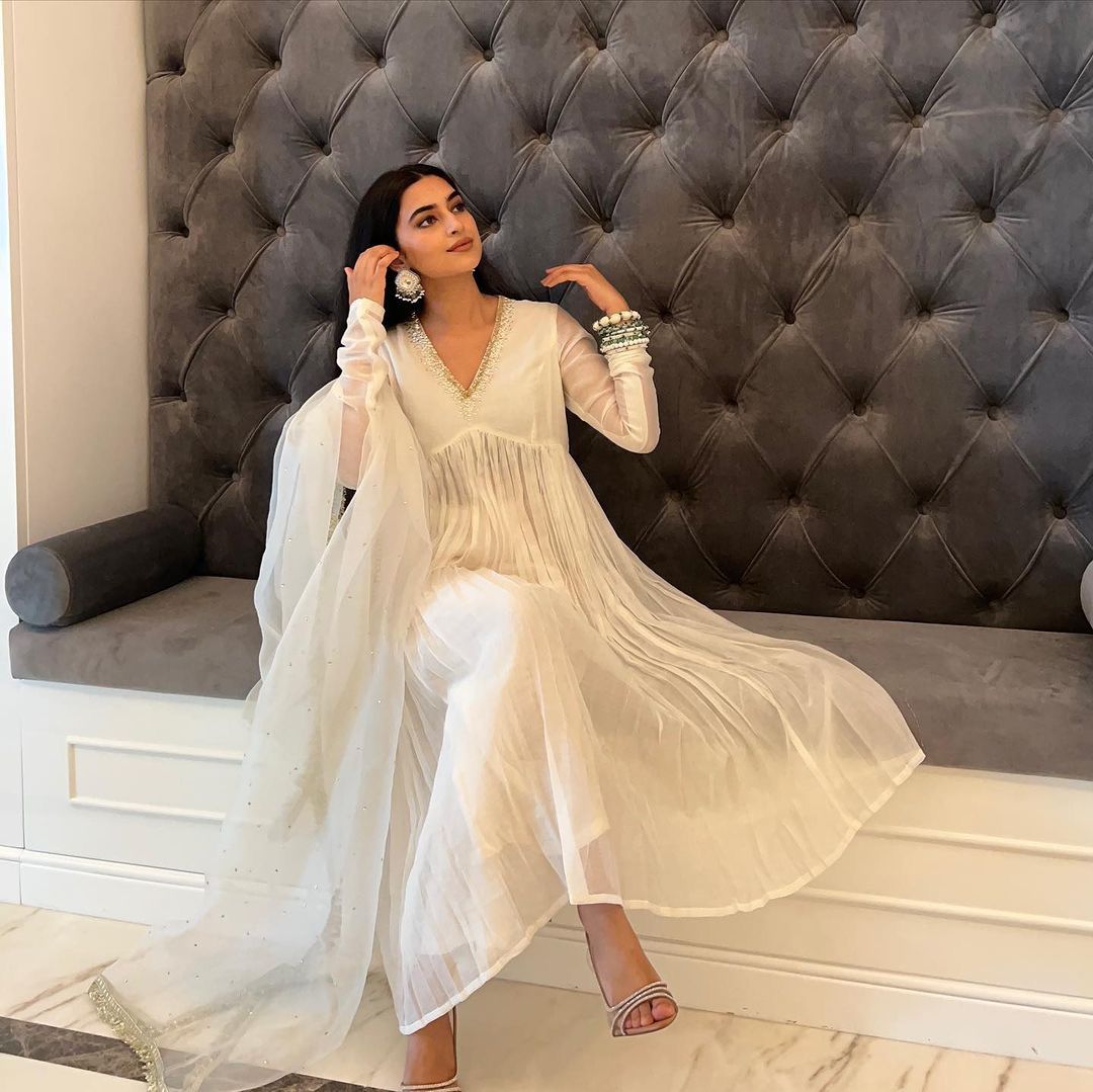 🌸 PREMIUM DESIGNER READYMADE ALIA CUT GOWN