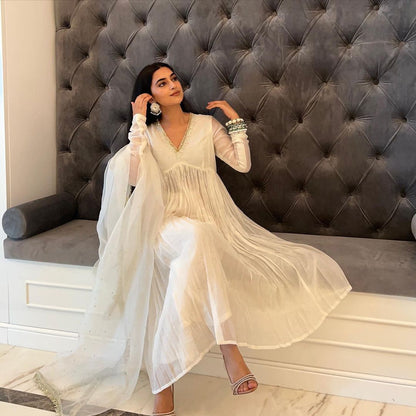 🌸 PREMIUM DESIGNER READYMADE ALIA CUT GOWN