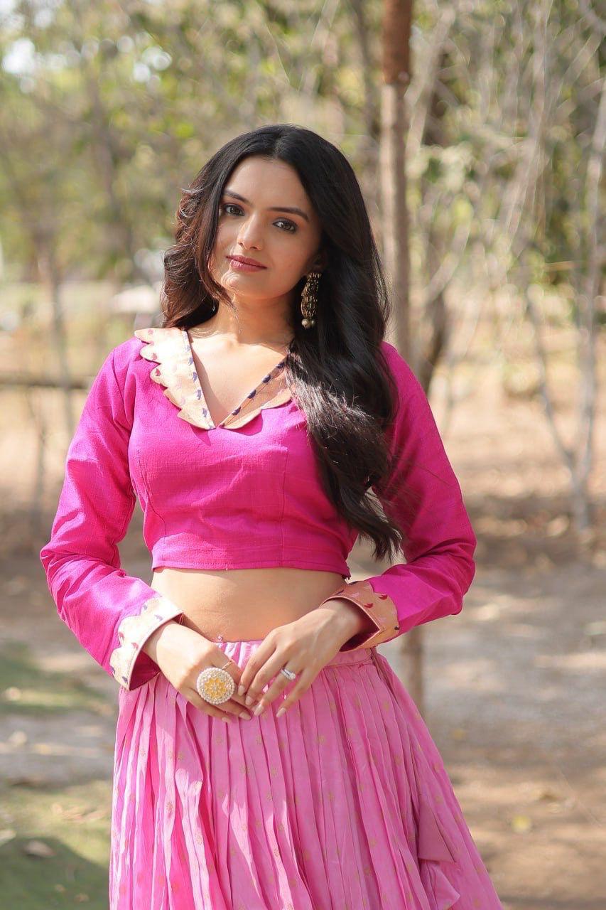 Dayble Viscose Kalamkari Jari Weaving Lehenga