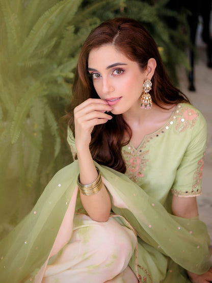 Exclusive Designer Party Wear Crepe Set