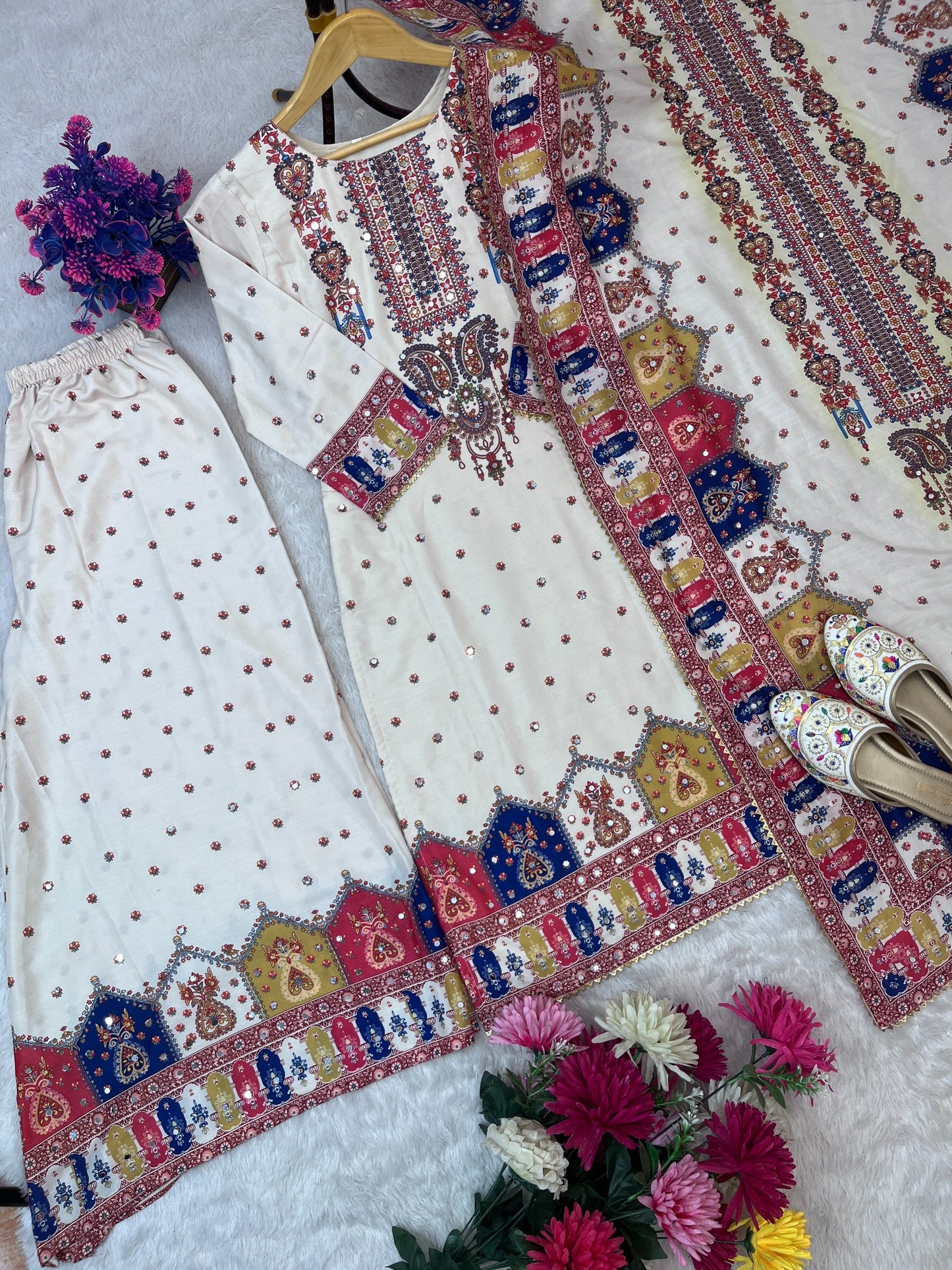 Exclusive Designer Maslin Digital Print Suit Set