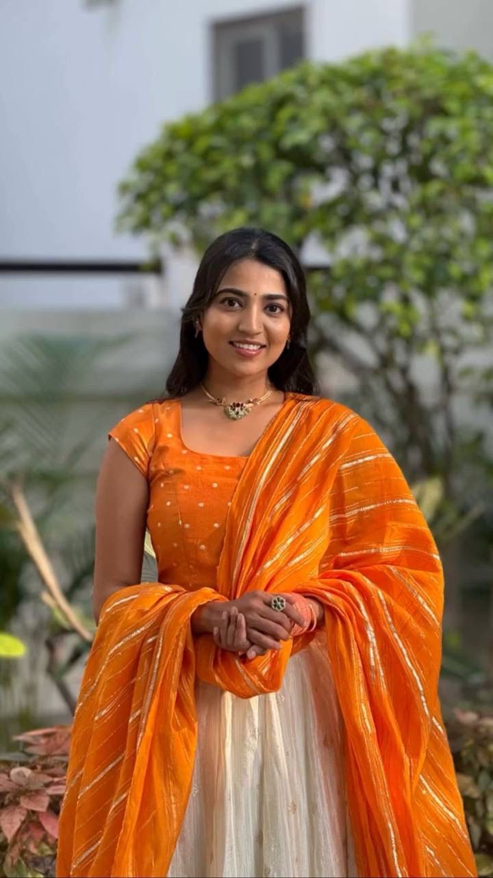 AARADHYA” – Festive Jacquard Silk Lehenga Choli