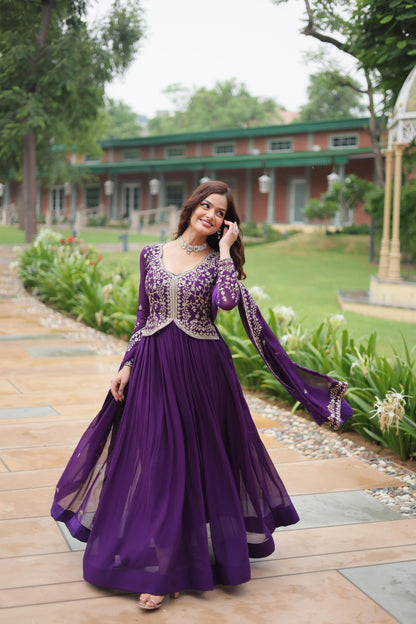Bloomé Royale Embroidered Gown Set