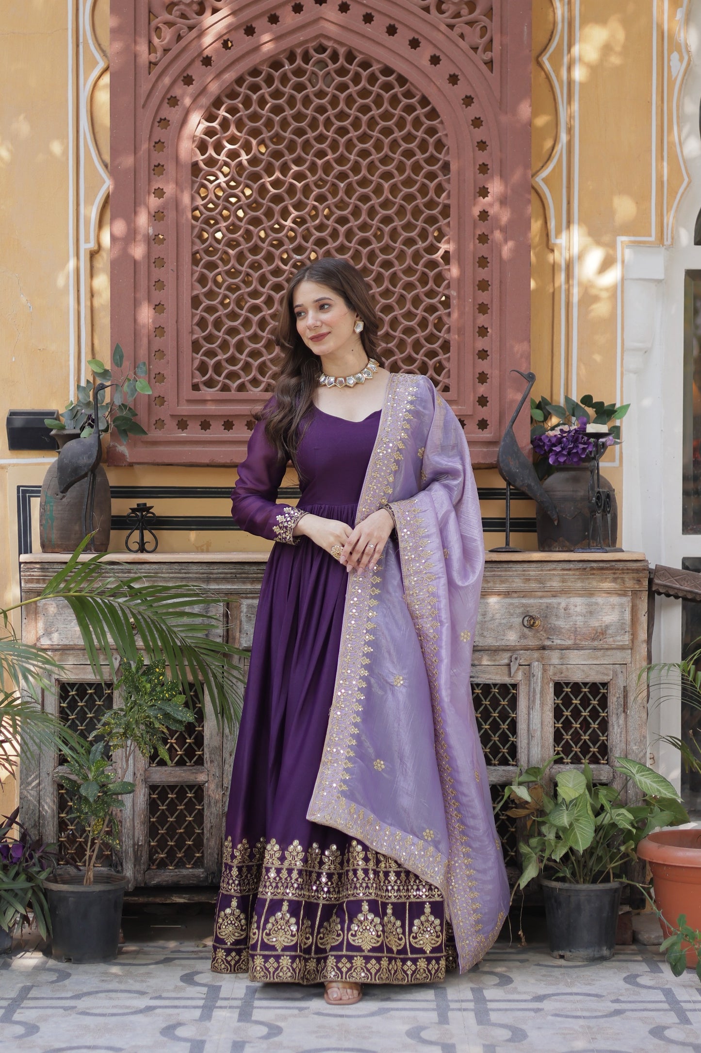 “Royal Amara Purple Gown Set