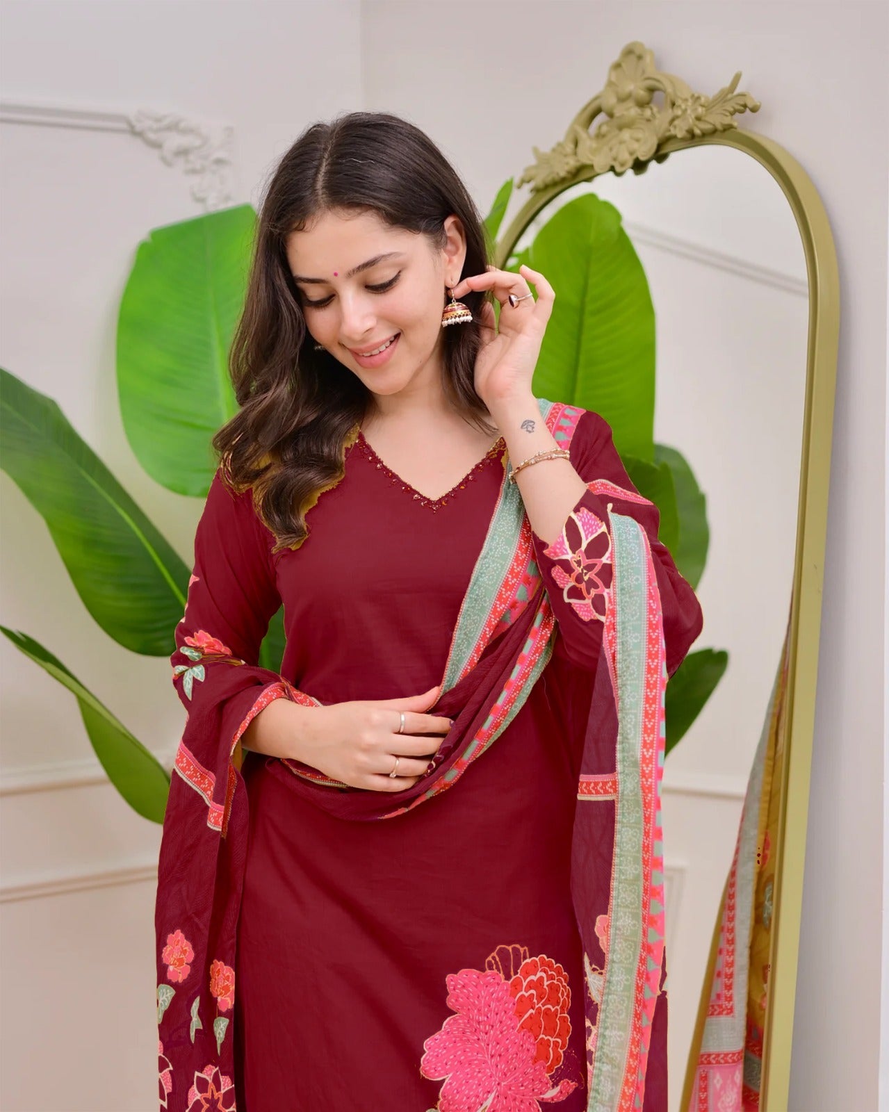 Velvienne Rouge – Premium kurta set