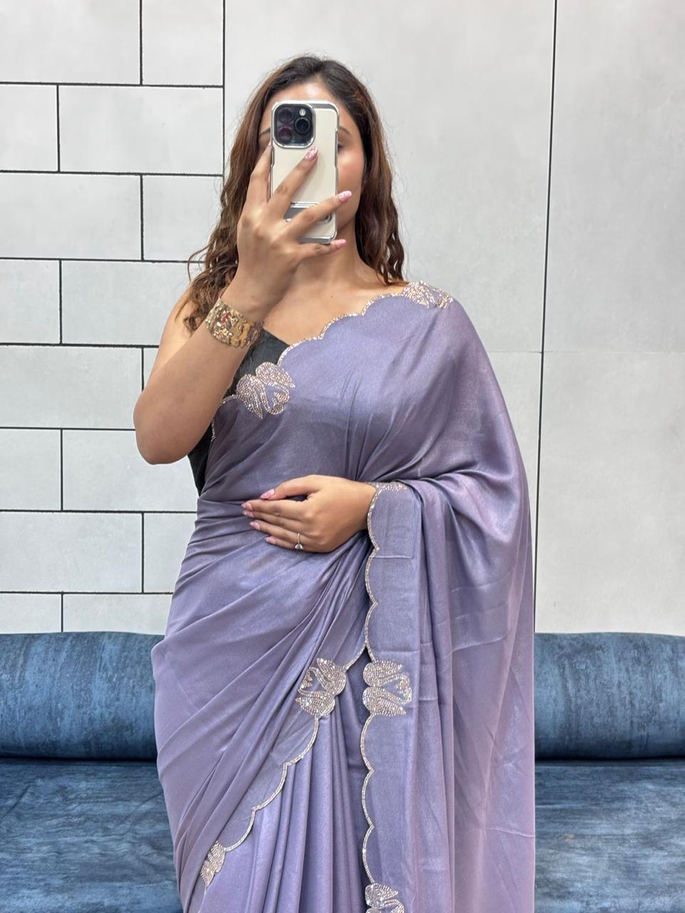 💎 ROYAL LOVING – SWAN DIAMOND CUT-WORK