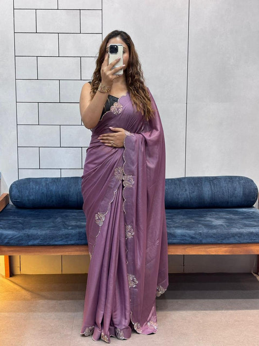 💎 ROYAL LOVING – SWAN DIAMOND CUT-WORK