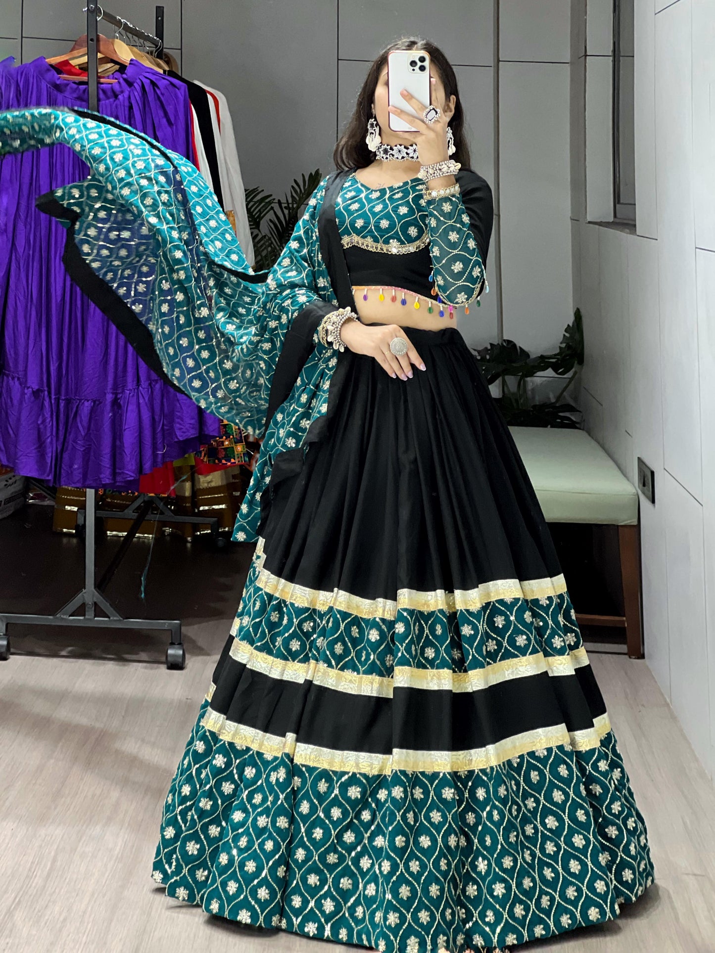 Emerald Royal Rayon Embroidered Chaniya Choli