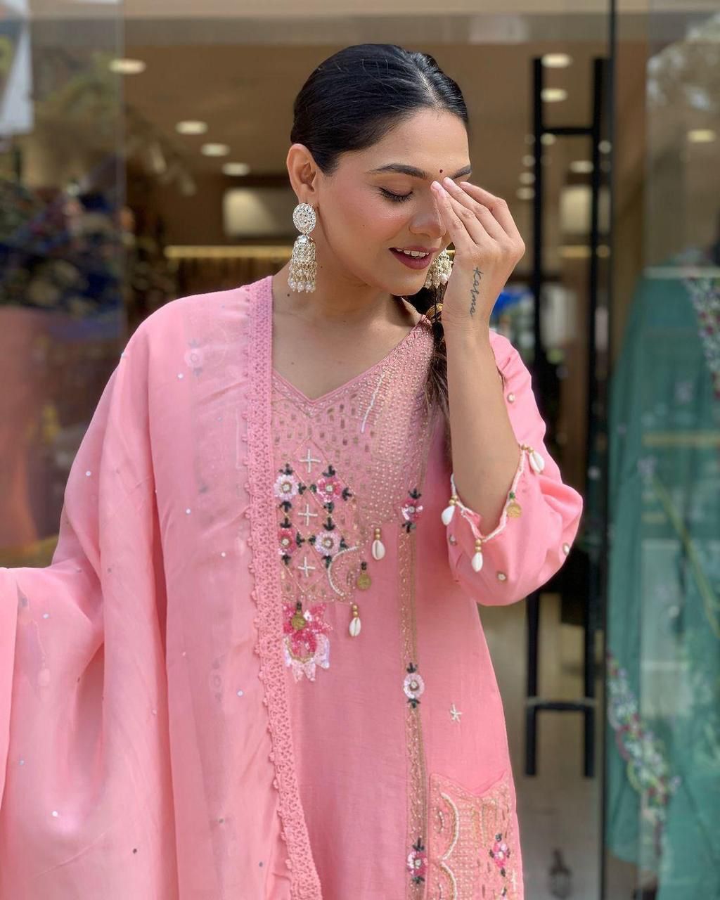 Nooré Elana – Roman Silk Embroidered Luxury Suit Set