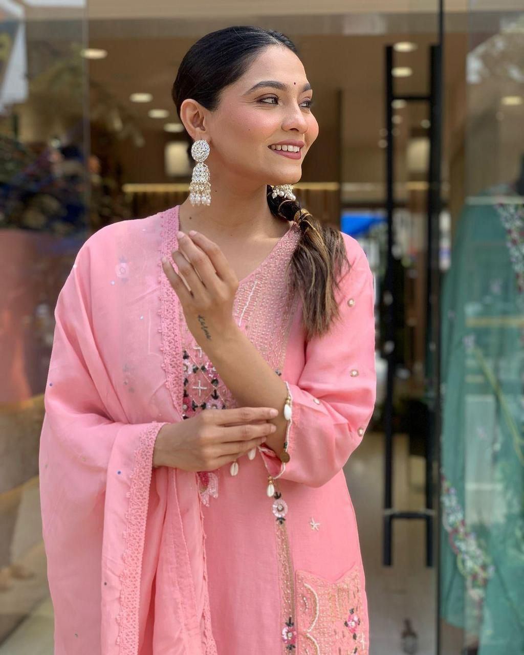 Nooré Elana – Roman Silk Embroidered Luxury Suit Set