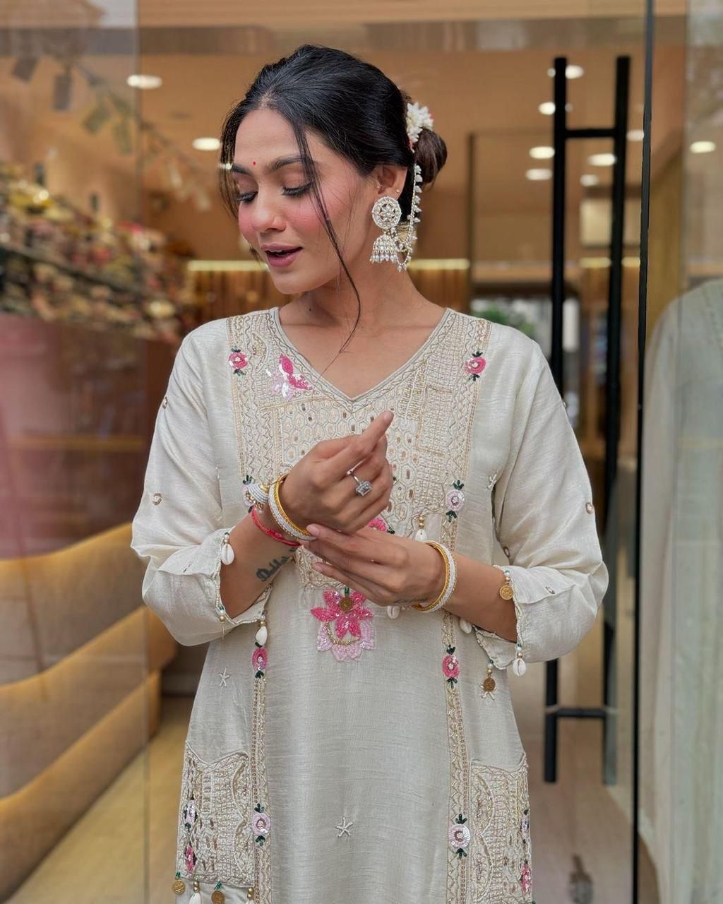 Nooré Elana – Roman Silk Embroidered Luxury Suit Set