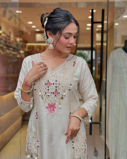 Nooré Elana – Roman Silk Embroidered Luxury Suit Set