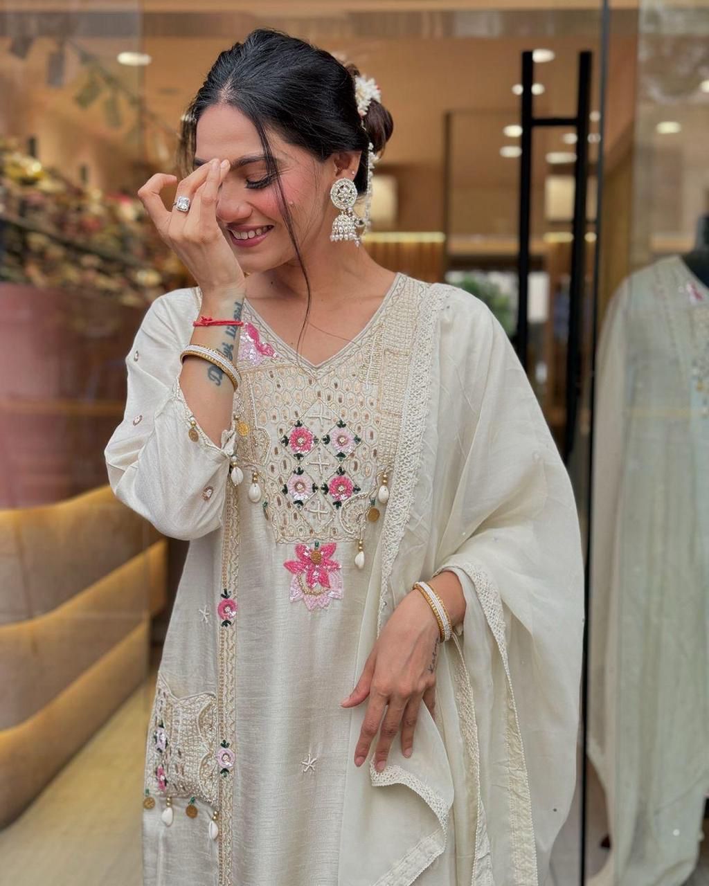 Nooré Elana – Roman Silk Embroidered Luxury Suit Set